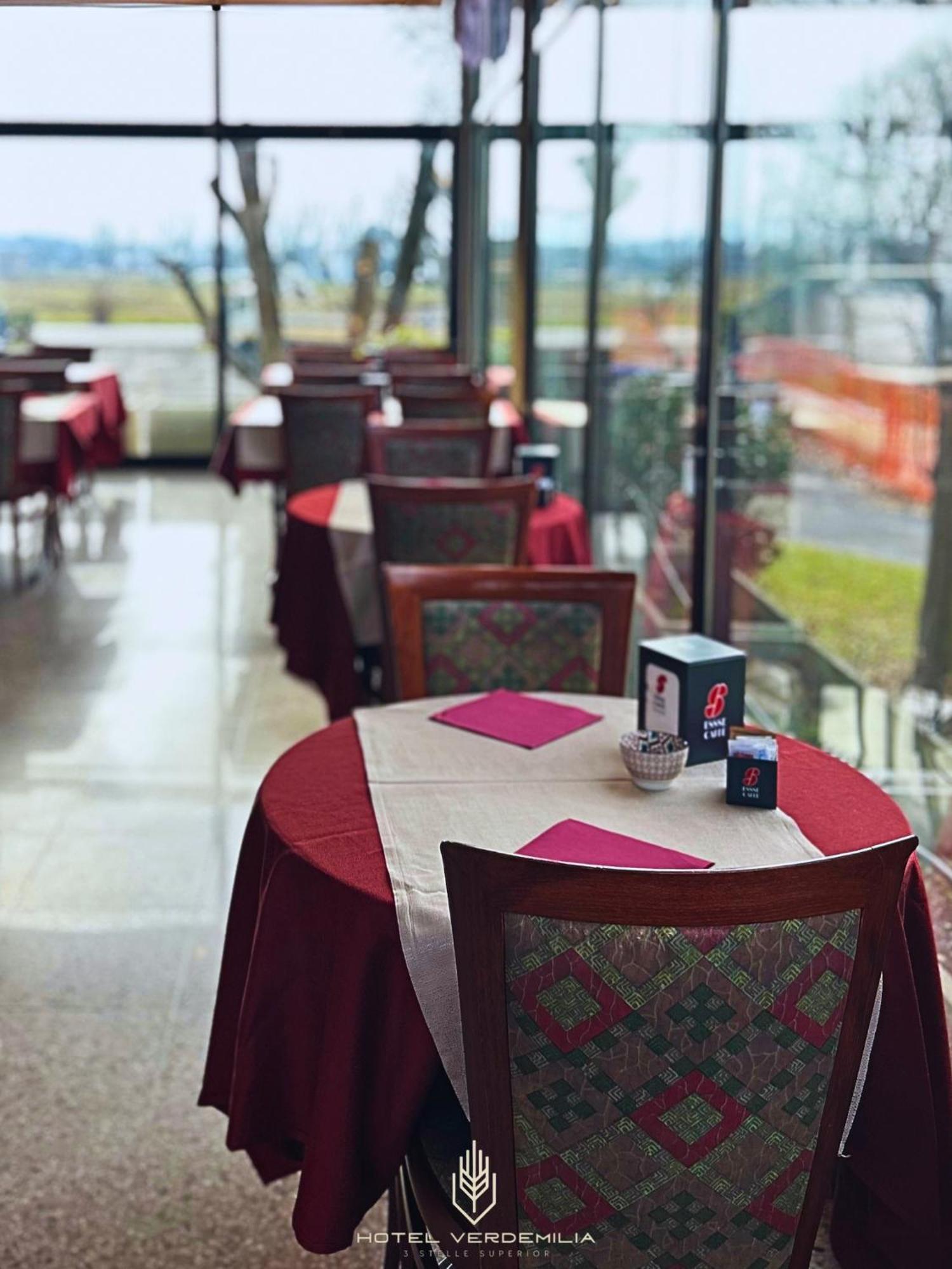 Verdemilia Hotel Anzola dell'Emilia Kültér fotó