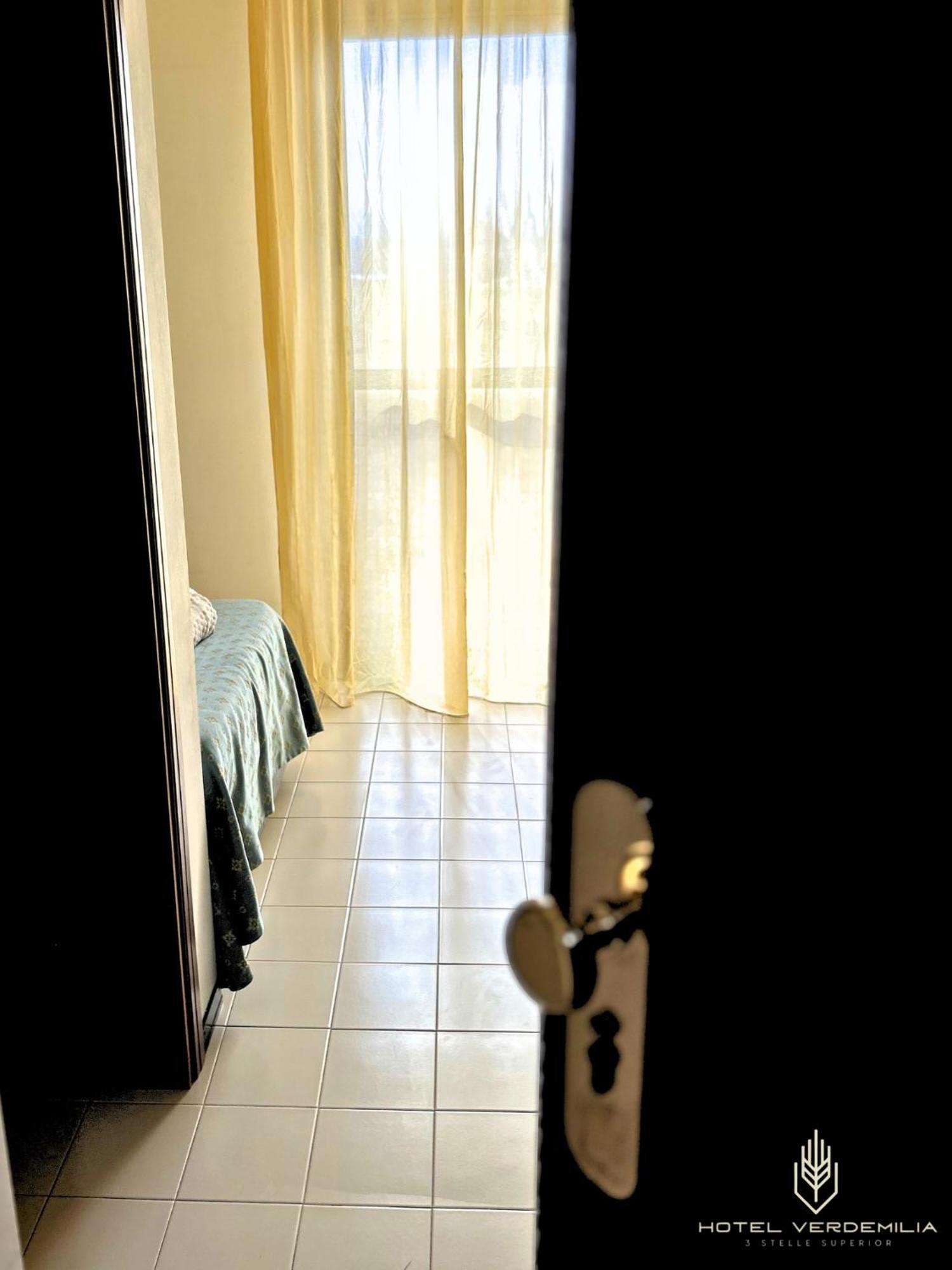 Verdemilia Hotel Anzola dell'Emilia Kültér fotó